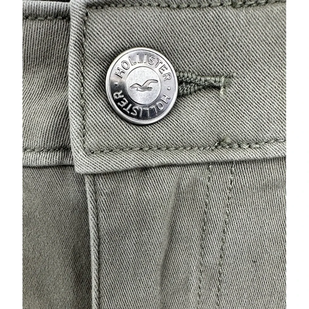 Hollister Ultra High Rise Olive Green Cargo Mom Women's Shorts Size 1/0 New